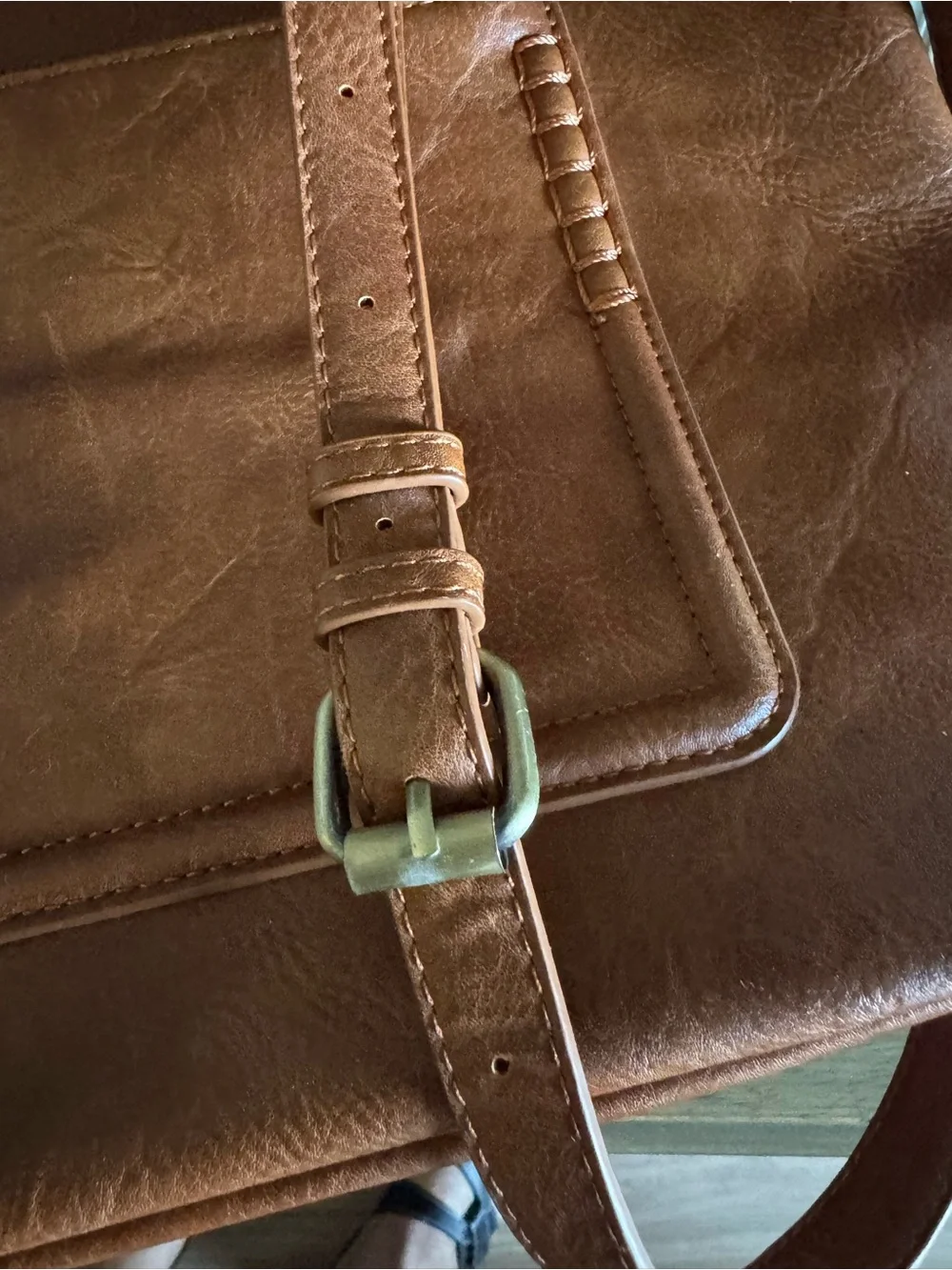 Stylish Tan Shoulder Bag with Front Pocket